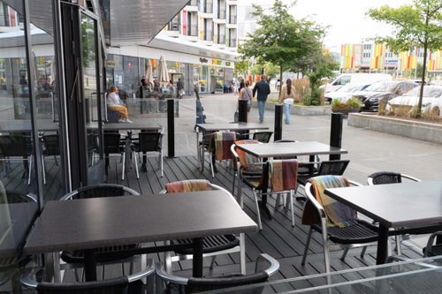 Ming Lis uteservering Flemingsberg centrum